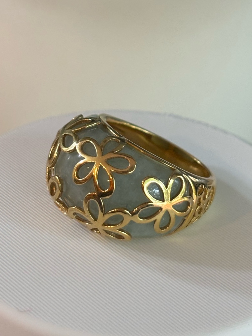 Dynasty Jade 18K Gold Plated Sterling Silver Flower Overlay Dome Ring Size 7